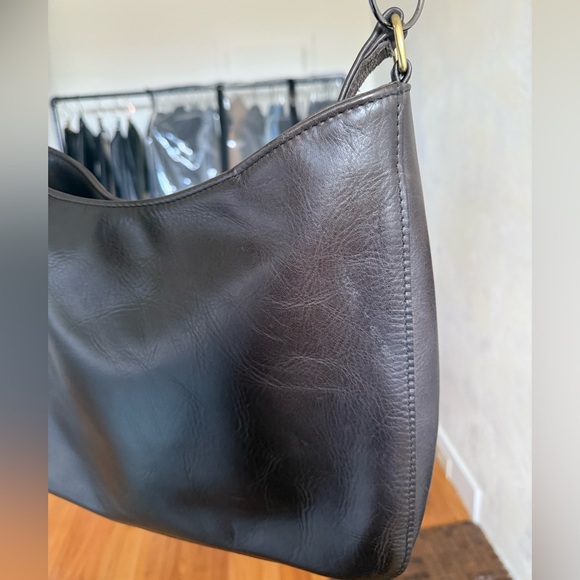 Fount Kinsley Tote Bag in Wolf - Picture 8 of 10